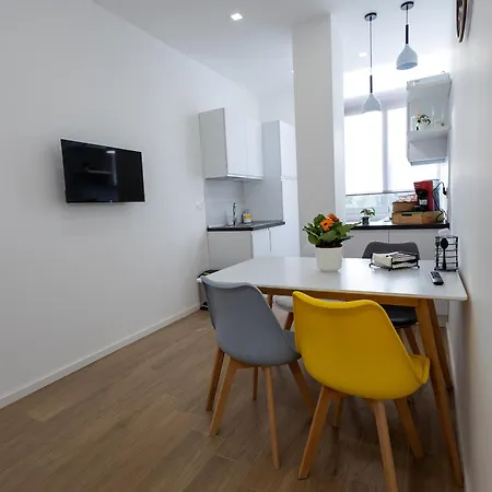 Perla Sul Mare Apartment *