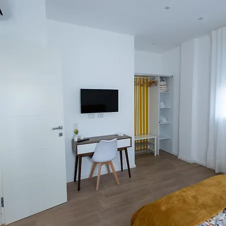 Апартаменты Perla Sul Mare - A 50m Dalla Con Wi-fi & Parcheggio *