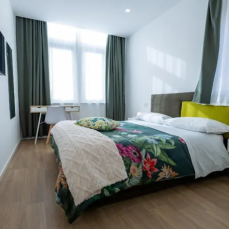Apartment Perla Sul Mare - A 50m Dalla Con Wi-fi & Parcheggio Giardini Naxos
