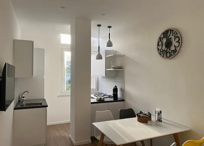 Appartement Perla Sul Mare - Posizione Perfetta, Wi-fi E Parcheggio Vicino Giardini-Naxos