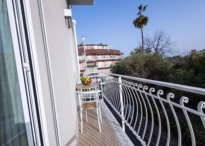 Appartement Perla Sul Mare - Posizione Perfetta, Wi-fi E Parcheggio Vicino Giardini-Naxos