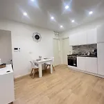 Perla Sul Mare - A 50m Dalla Con Wi-fi & Parcheggio Giardini-Naxos